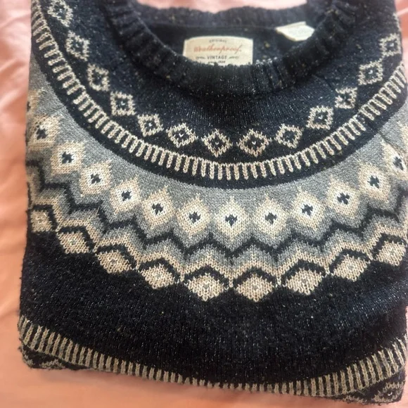 EUC Ski Lodge Look Sweater Size Medium ⛷️🎿 - Picture 4 of 5
